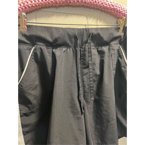 Tek Gear Black With White Stripe Shorts Woman’s Size XL FLAWED - Picture 5 of 11